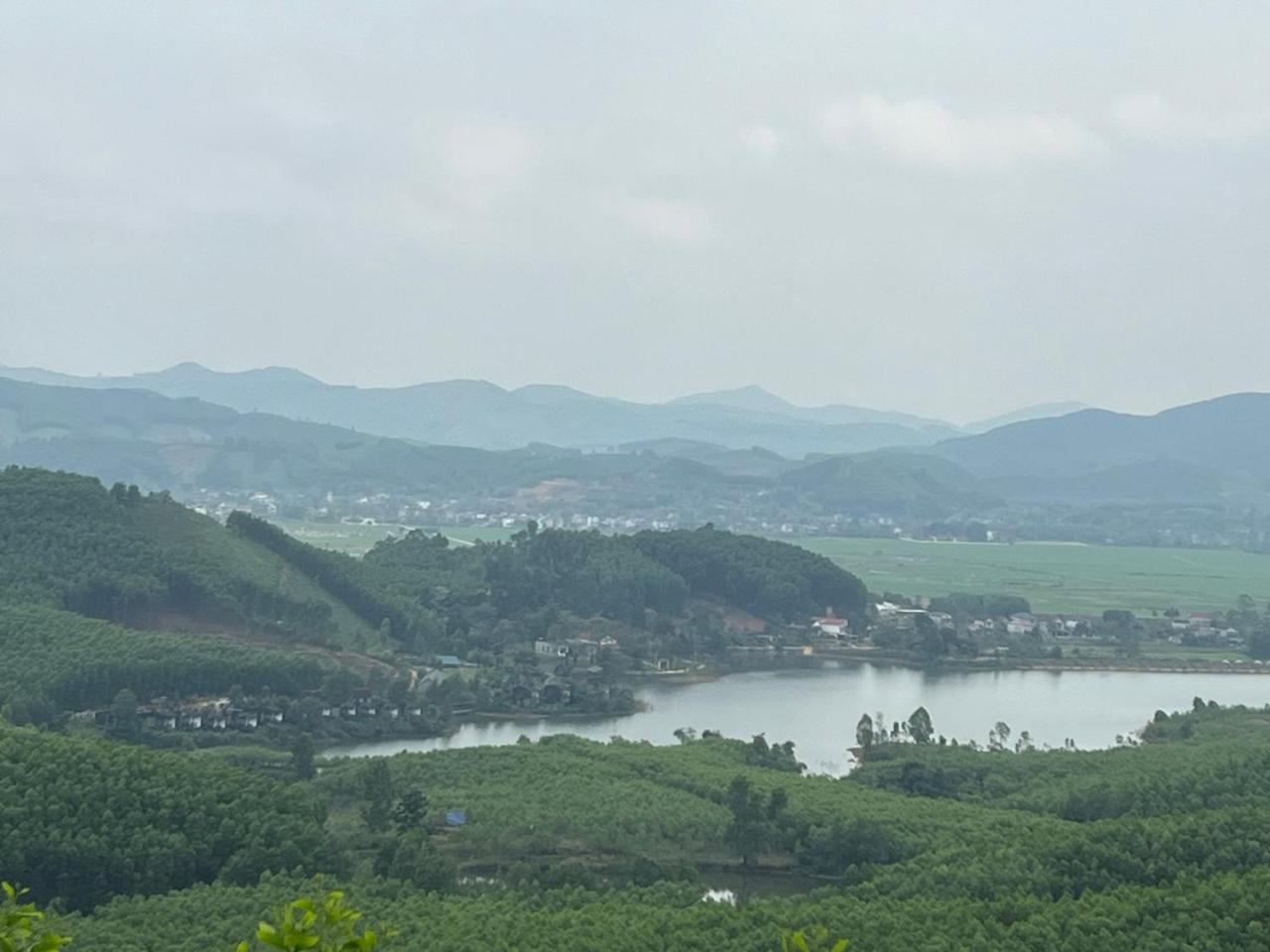 Nguyen Shack Retreat Resort Phong Nha Luaran gambar